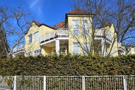 Wohnung Berlin Zehlendorf - 2 Zimmer, 64 m&sup2;, 285.000&euro; | Angebot:25780112