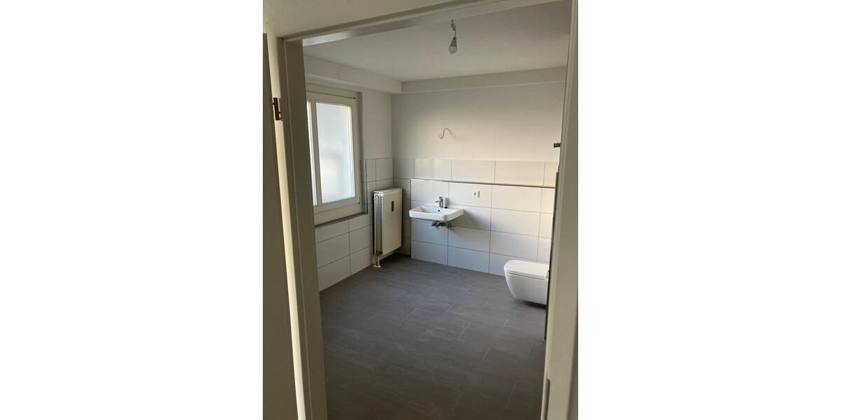 Etagenwohnung Berlin Reinickendorf - 2 Zimmer, 83 m&sup2;, 1.005&euro; | Angebot:25268454