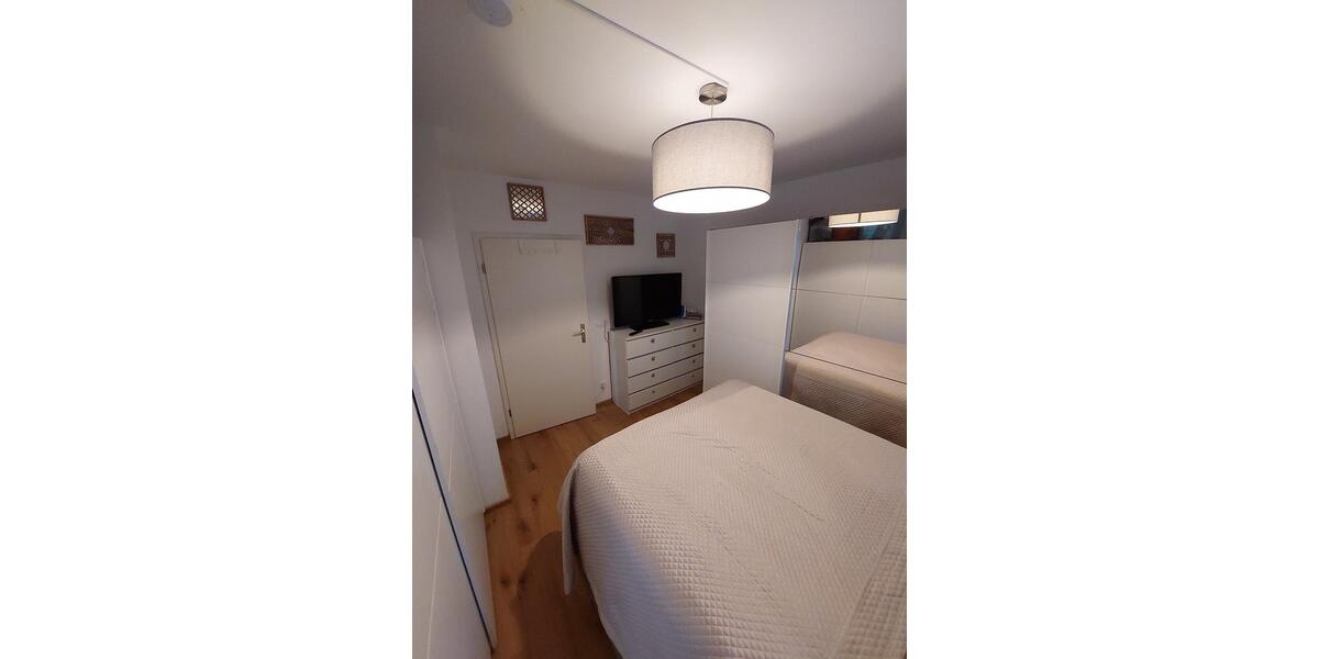 Etagenwohnung Berlin Marzahn-Hellersdorf - 2.5 Zimmer, 70 m&sup2;, 1.350&euro; | Angebot:24658494