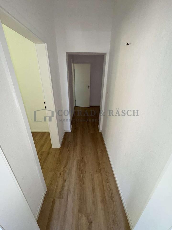 Geräumige 4-Zimmer-Wohnung mit Stellplatz – Ihr neues Zuhause wartet zimmer