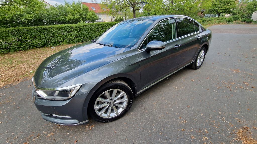 VW Passat 83.000 km 15.000 &euro; Berlin 12347