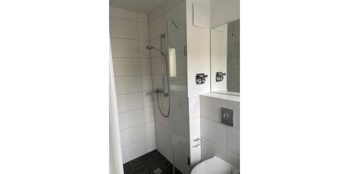 Etagenwohnung Berlin Treptow-Köpenick - 1 Zimmer, 29 m&sup2;, 760&euro; | Angebot:25284019