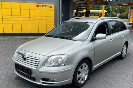 Toyota Avensis 100.000 km 5.999 &euro; Berlin 13055