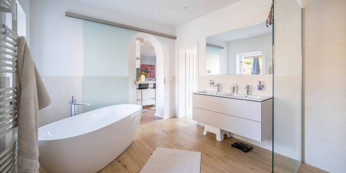 Einfamilienhaus Stahnsdorf Güterfelde - 6 Zimmer, 170 m&sup2;, 850.000&euro; | Angebot:26068982