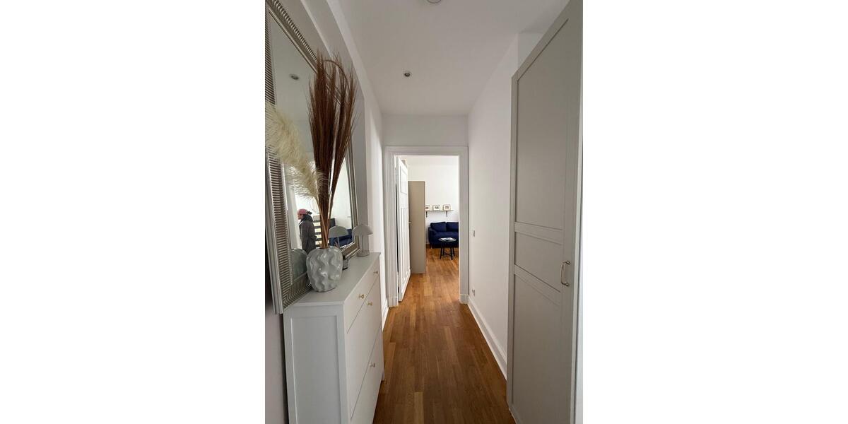 Etagenwohnung Berlin Mitte - 1 Zimmer, 40 m&sup2;, 1.260&euro; | Angebot:25723165