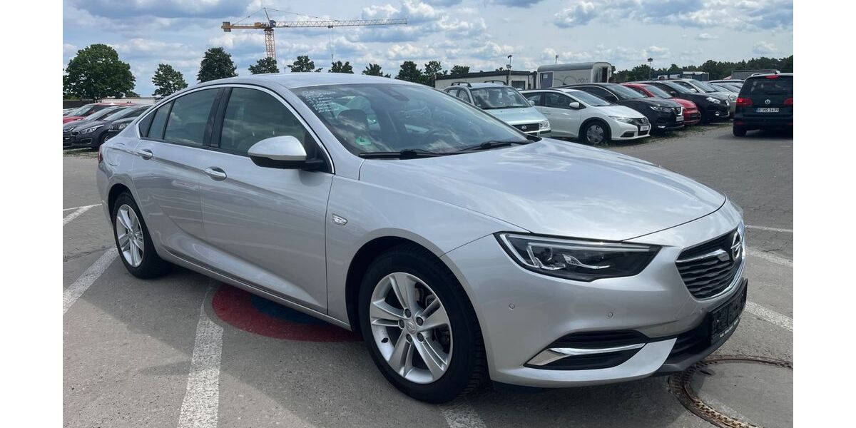 Opel Insignia 139.000 km 10.499 &euro; Mittenwalde 15749