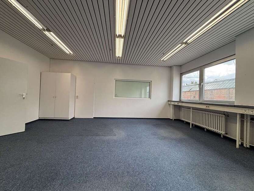 Büro in Berlin 1.620 € 135 m²