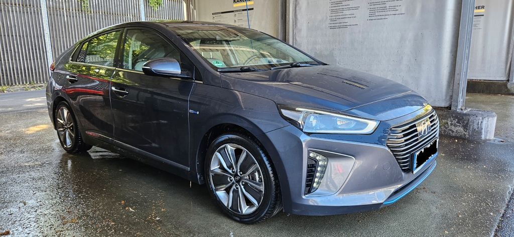Hyundai IONIQ 69.500 km 11.499 &euro; Berlin 12247