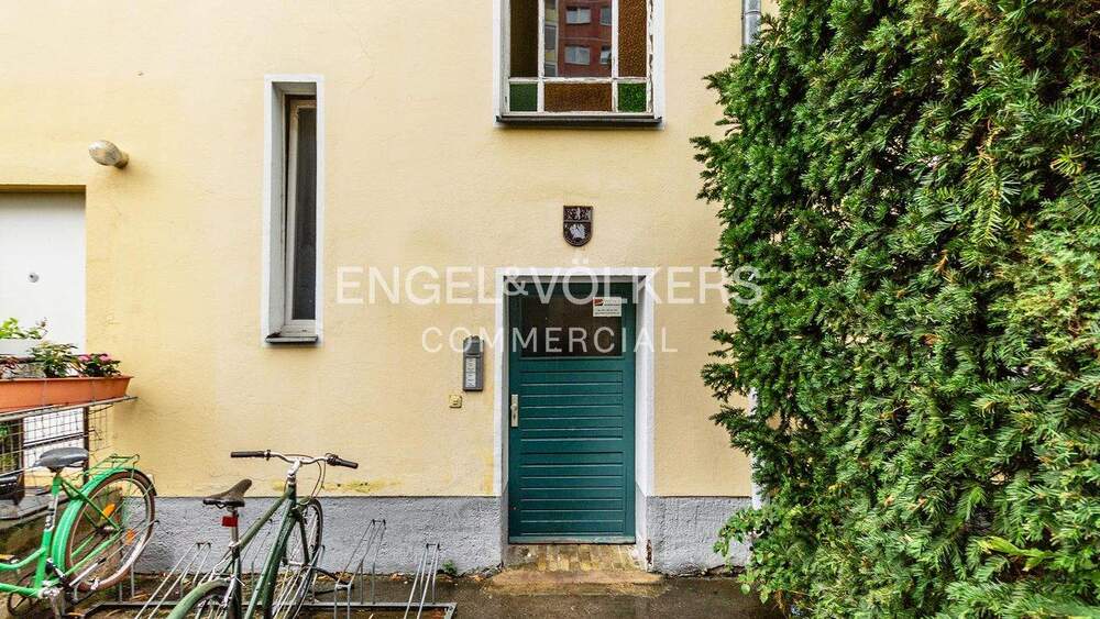 Kompaktes und voll vermietetes Wohn- und Geschäftshaus in Friedrichsfelde zimmer