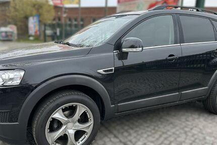 Chevrolet Captiva 117.000 km 8.950 &euro; Berlin-Spandau 13585