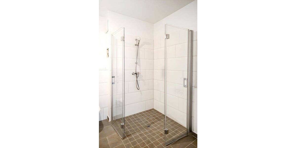 Etagenwohnung Berlin Siemensstadt - 3 Zimmer, 82 m&sup2;, 1.300&euro; | Angebot:26818377