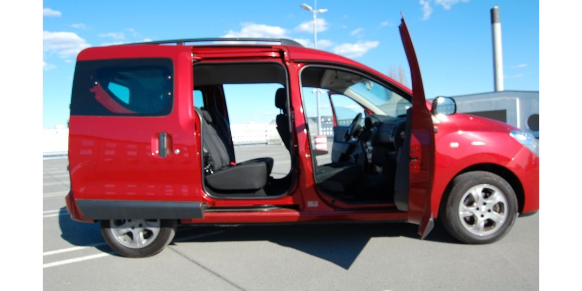 Dacia Dokker 76.700 km 10.899 &euro; Berlin 13435