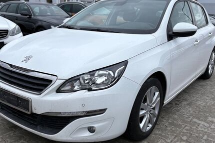 Peugeot 308 148.000 km 5.750 &euro; Wildau 15745