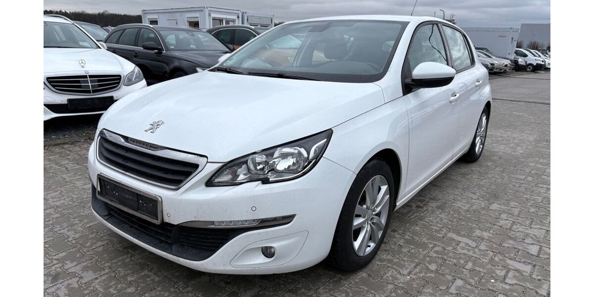 Peugeot 308 148.000 km 5.750 &euro; Wildau 15745