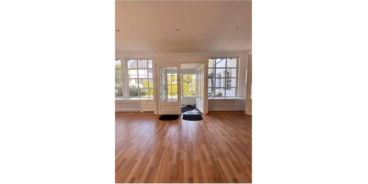 Einfamilienhaus Berlin Marzahn-Hellersdorf - 8 Zimmer, 209 m&sup2;, 3.500&euro; | Angebot:27667159