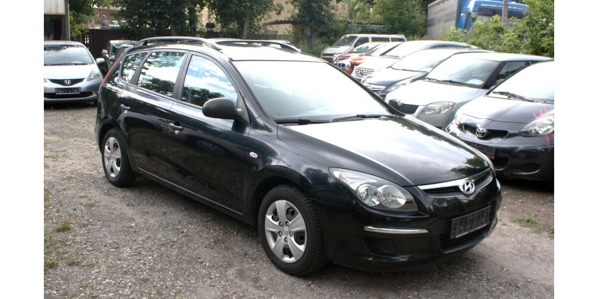 Hyundai i30 134.500 km 3.699 &euro; Berlin 13057