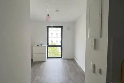 Wohnung Berlin Mitte - 1 Zimmer, 20 m&sup2;, 740&euro; | Angebot:26614397