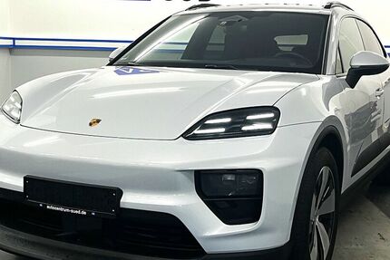 Porsche Macan 5.398 km 70.900 € Berlin 12487