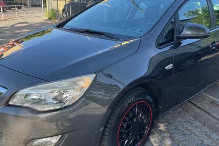 Opel Astra 157.000 km 3.890 &euro; Berlin - Tempelhof 12107