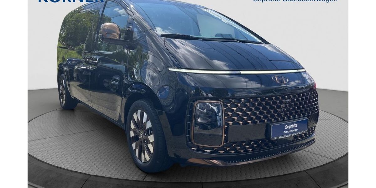 Hyundai STARIA 56.328 km 39.700 &euro; Berlin 12683