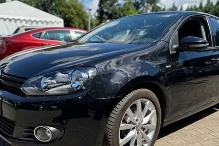 VW Golf 150.000 km 6.990 &euro; Hoppegarten Hönow 15366