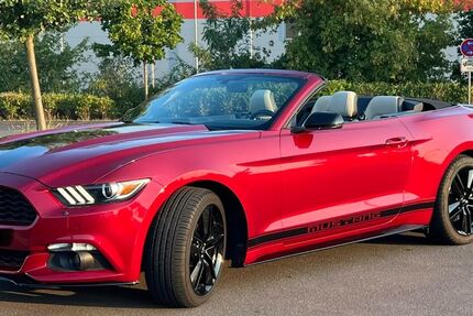 Ford Mustang 129.575 km 16.999 &euro; Berlin 13051