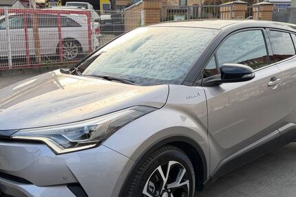 Toyota C-HR 34.894 km 17.980 &euro; BERLIN 13409