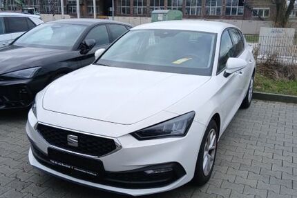 Seat Leon 30.041 km 18.888 &euro; Berlin 12105