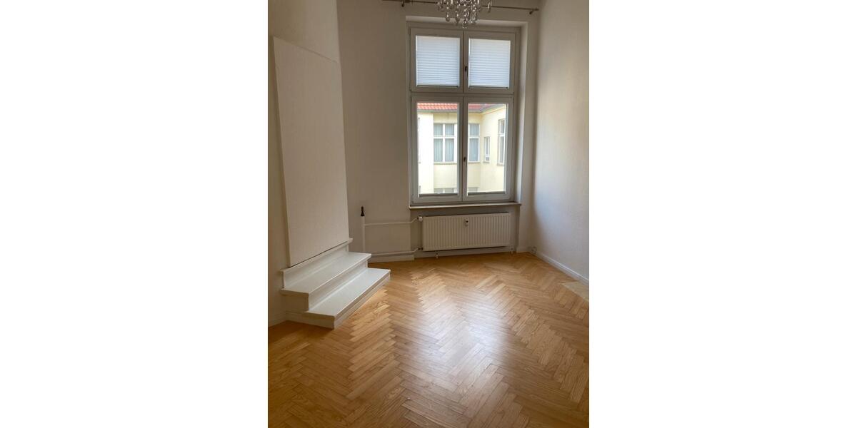 Dachgeschoßwohnung Berlin Charlottenburg-Wilmersdorf - 3 Zimmer, 111 m&sup2;, 1.850&euro; | Angebot:25892427