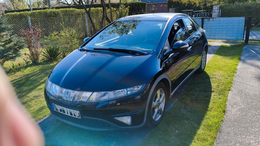 Honda Civic 114.100 km 4.000 &euro; Berlin 12207