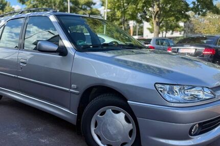 Peugeot 306