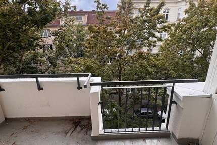 Wohnung Berlin Charlottenburg-Wilmersdorf - 4 Zimmer, 92 m&sup2;, 629.000&euro; | Angebot:26043172