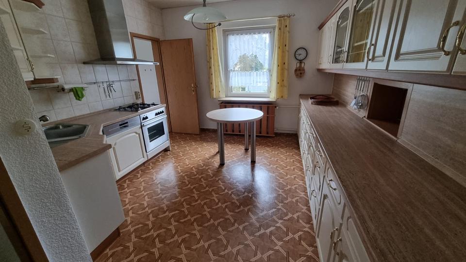 Etagenwohnung Berlin Marzahn-Hellersdorf - 4 Zimmer, 142 m&sup2;, 1.275&euro; | Angebot:24851411
