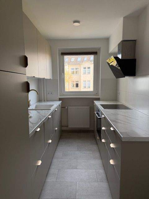 Vollständig renovierte 3-Zimmer-Wohnung in zentraler Lichterfelder Lage 3 zimmer