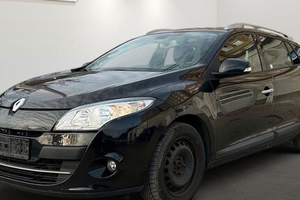 Renault Megane 147.119 km 2.699 &euro; Berlin 12681