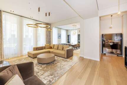 Wohnung zum Kaufen in Berlin 3.990.000 € 196 m²