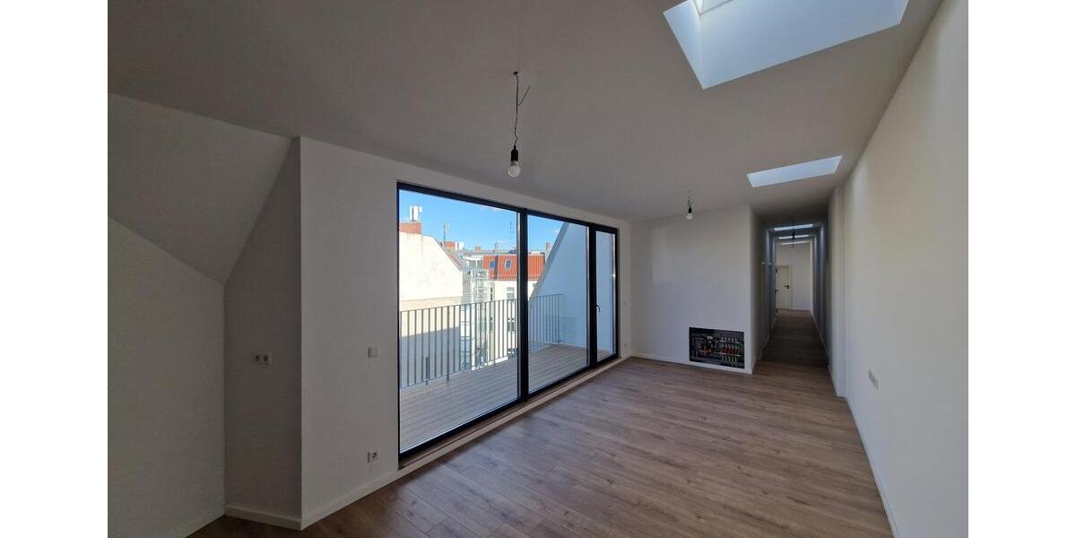 Dachgeschoßwohnung Berlin Mitte - 4 Zimmer, 122 m&sup2;, 2.001&euro; | Angebot:23317054