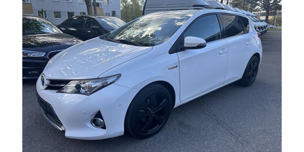 Toyota Auris 149.941 km 10.990 &euro; Berlin 12249