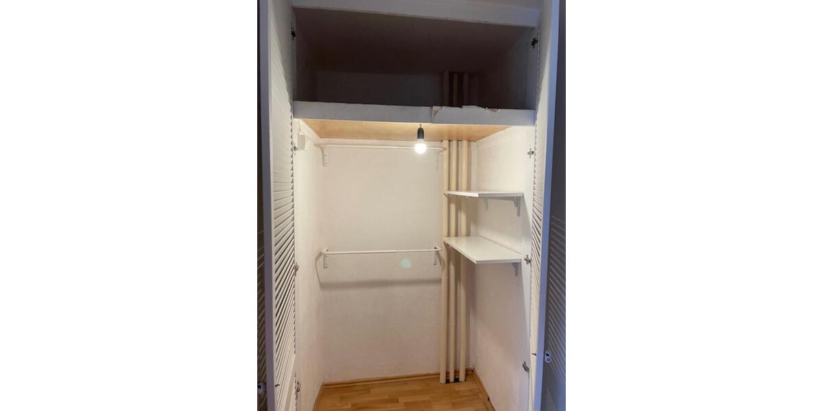 Etagenwohnung Berlin Tempelhof-Schöneberg - 1.5 Zimmer, 38 m&sup2;, 220.000&euro; | Angebot:24149381