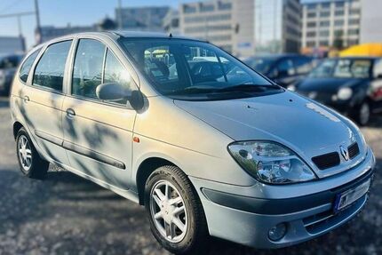 Renault Scenic 172.000 km 980 &euro; Berlin 10829