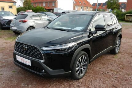 Toyota Corolla Cross 2.550 km 39.390 € Berlin 13403