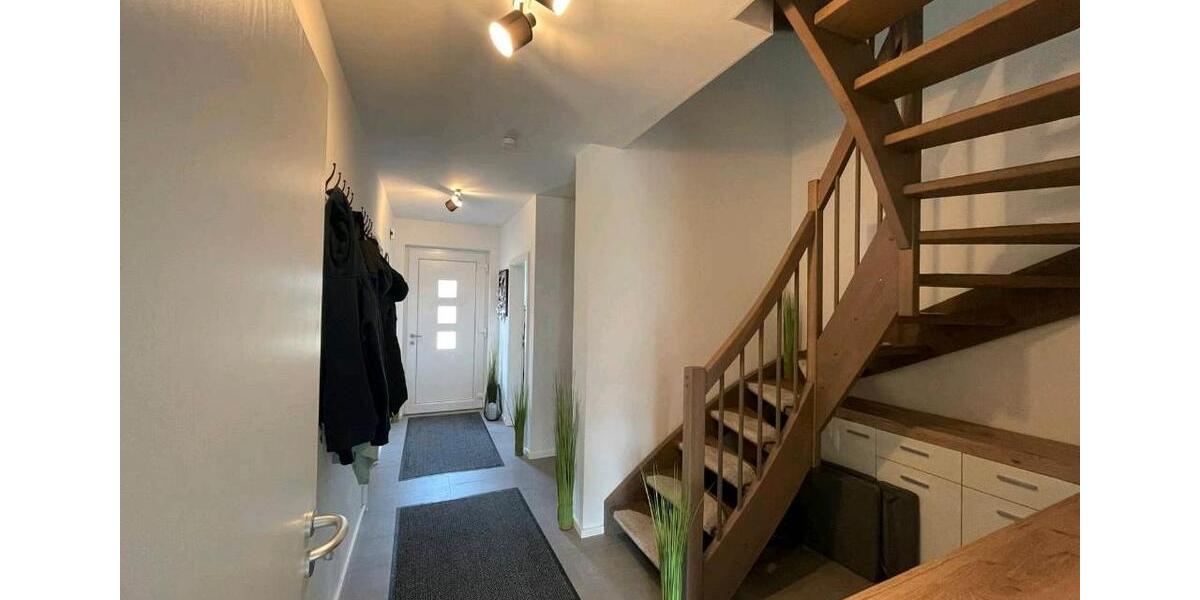 Doppelhaushälfte Ahrensfelde - 5 Zimmer, 158 m&sup2;, 2.350&euro; | Angebot:26126339