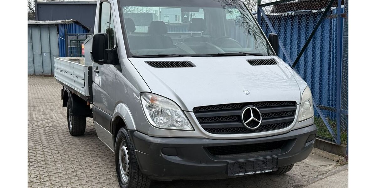 Mercedes-Benz Sprinter 262.000 km 8.990 &euro; Berlin 12307