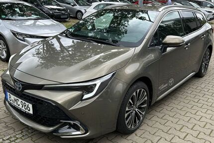 Toyota Corolla 2.000 km 34.990 &euro; Berlin 13403