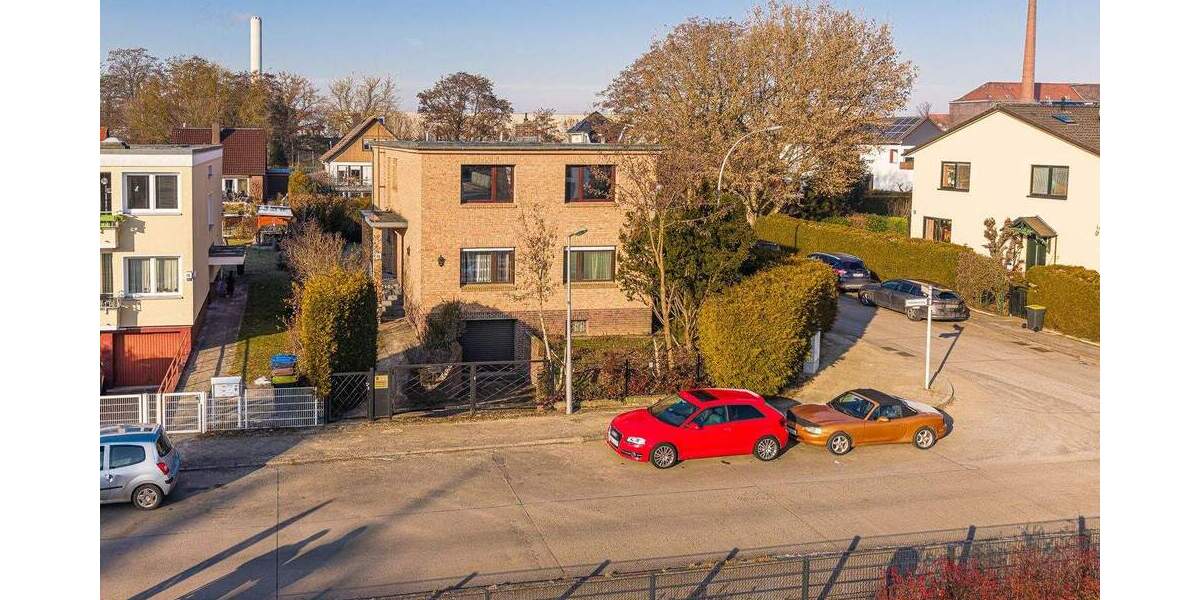 Einfamilienhaus Berlin Marienfelde - 7 Zimmer, 208 m&sup2;, 695.000&euro; | Angebot:25800151