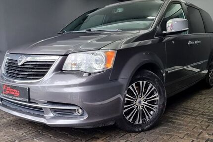 Lancia Voyager