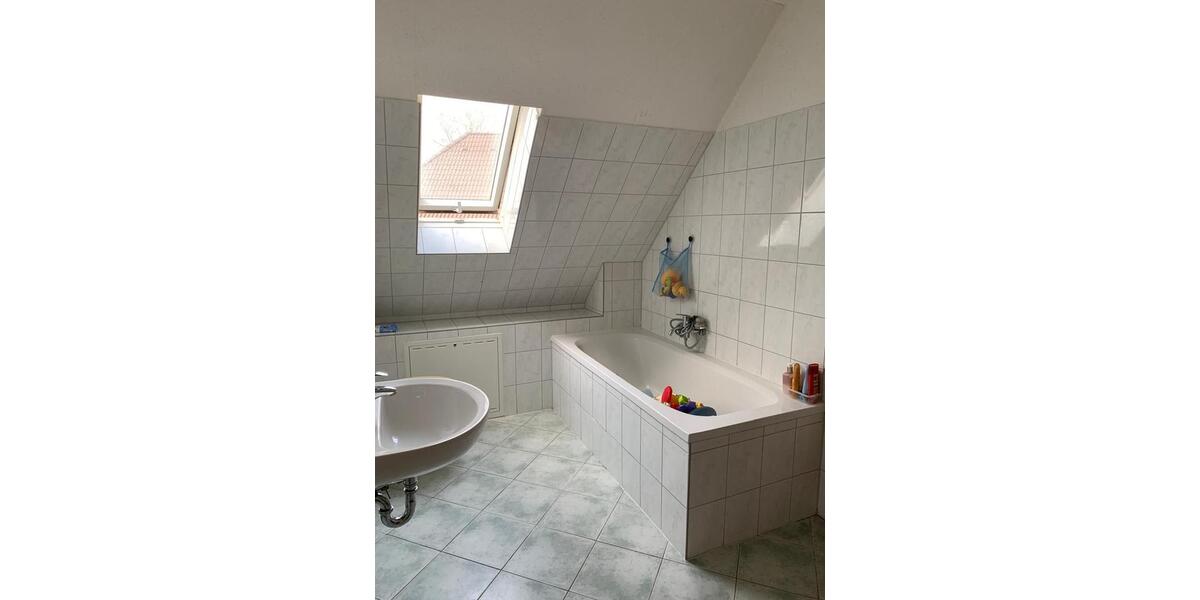 Doppelhaushälfte Schönefeld - 5 Zimmer, 120 m&sup2;, 2.250&euro; | Angebot:25231533