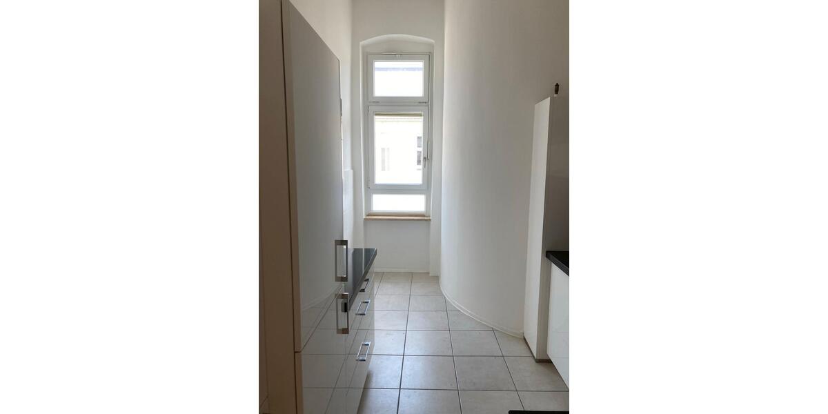 Dachgeschoßwohnung Berlin Steglitz-Zehlendorf - 3 Zimmer, 111 m&sup2;, 1.850&euro; | Angebot:25857719