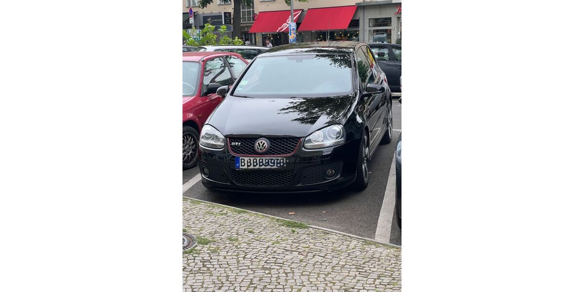 VW Golf 194.000 km 6.400 &euro; Berlin 12169