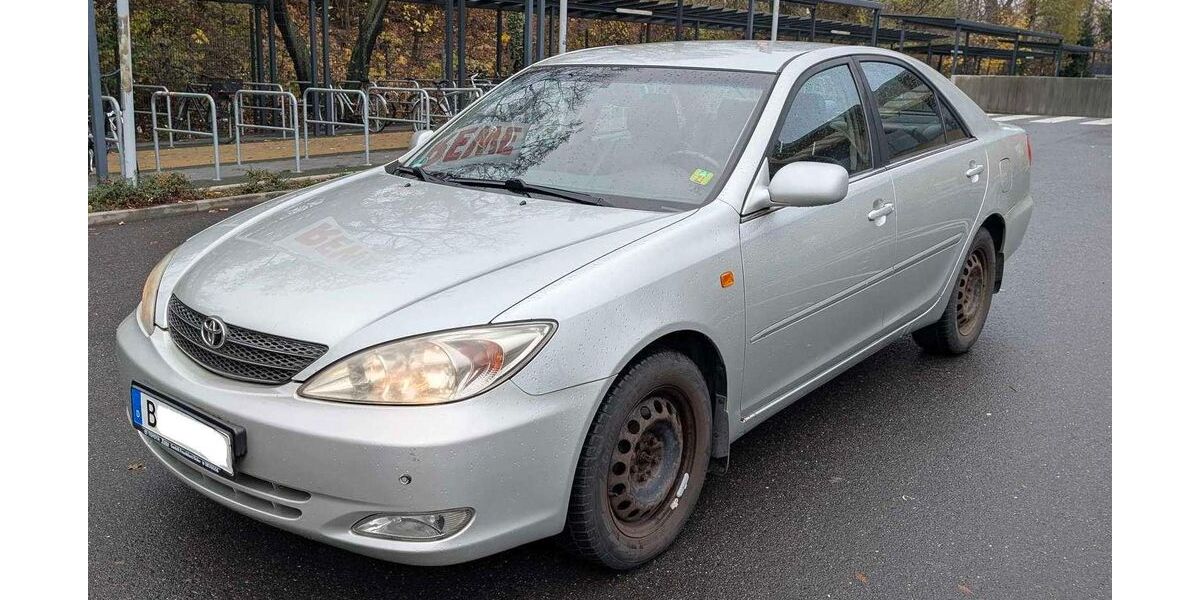 Toyota Camry 225.997 km 5.500 € Berlin 12623
